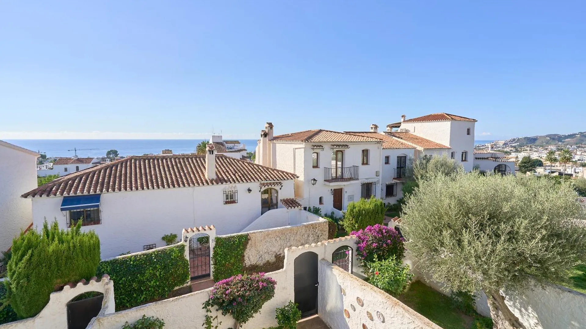 Casa Marazul Capistrano Nerja Villa