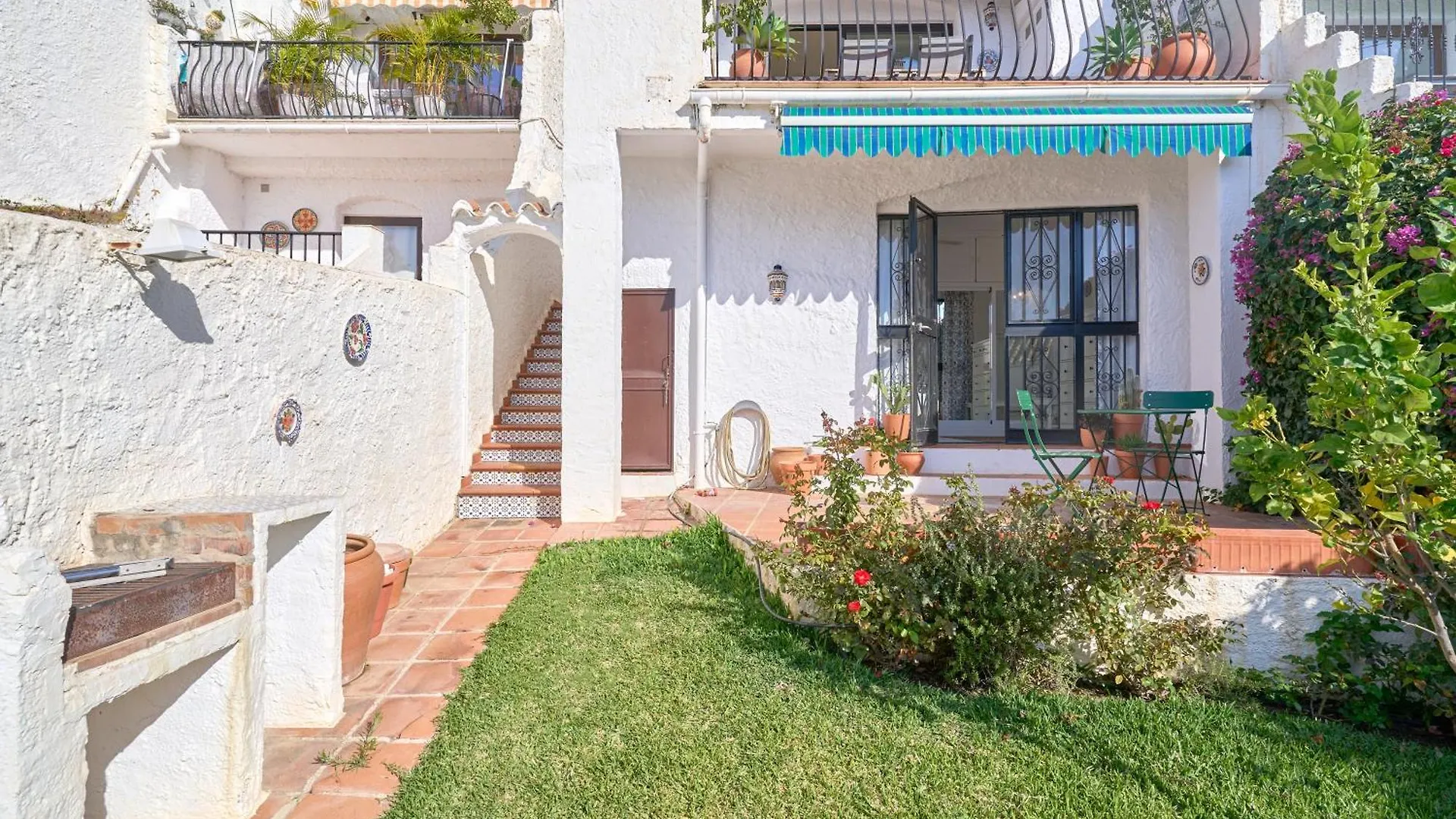 Casa Marazul Capistrano Nerja Villa 0*,  Spain